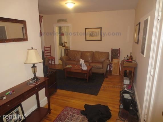 Foto del edificio - 249 Chestnut Hill Ave