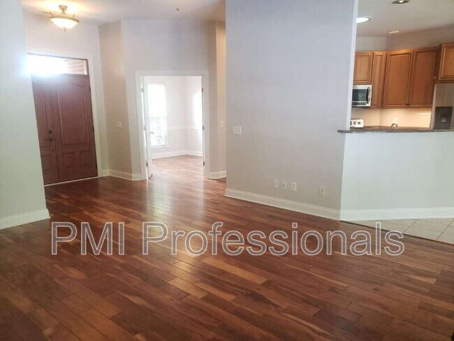 Building Photo - 1205 Cascade Falls Dr