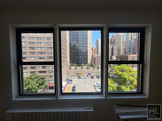 Building Photo - EAST 36 STREET