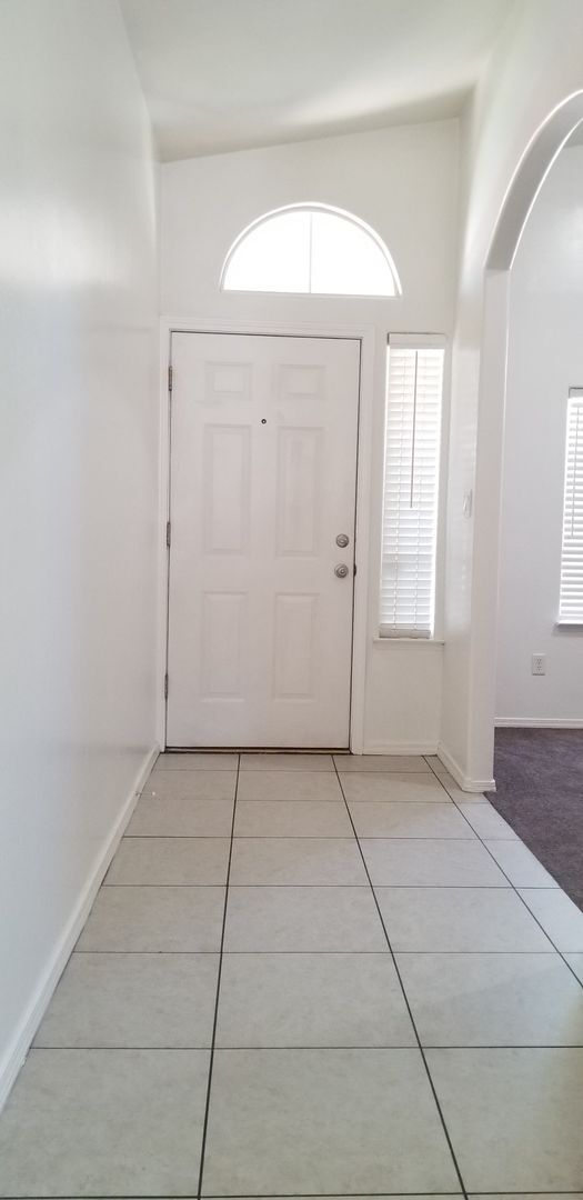 Building Photo - 4700 Betony Dr