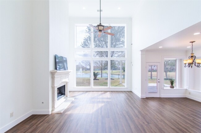 Building Photo - 3703 Windmill Links Dr