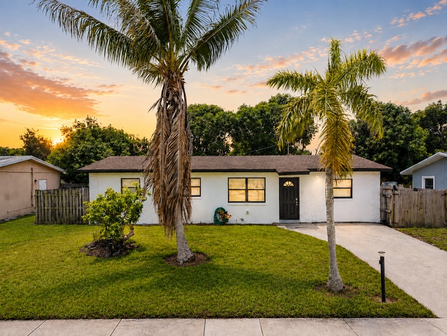 Building Photo - 4862 Andros Dr