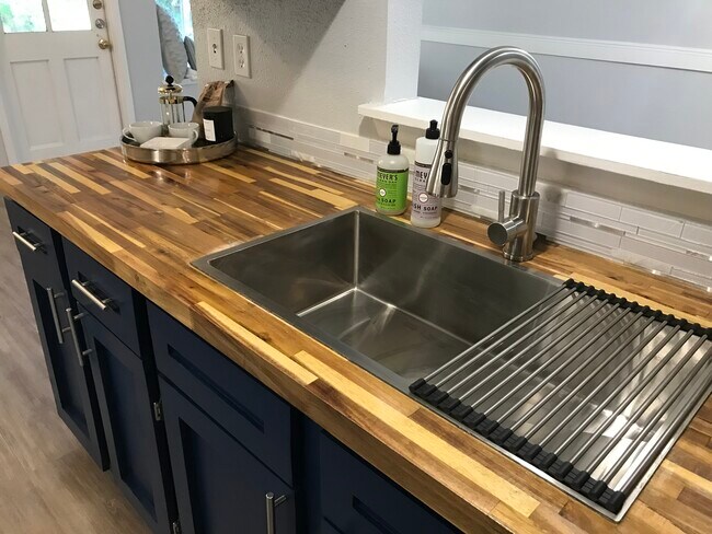 Foto del edificio - 10822 Green Brook Dr