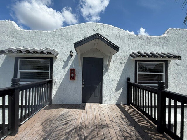 Foto del edificio - 519 Pilgrim Rd