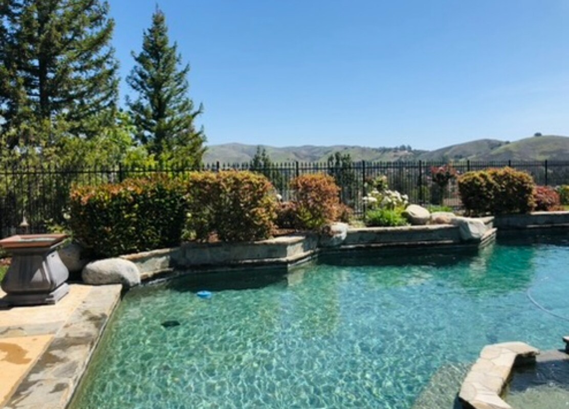 Building Photo - 5970 Kingham Ct