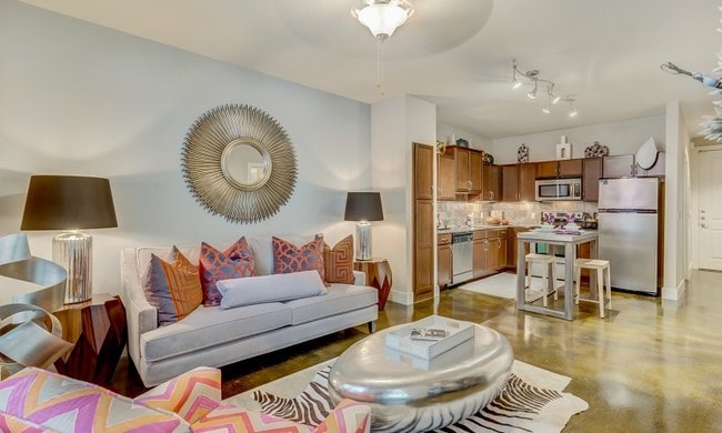Allegro Apartments Addison Tx Apartments Com