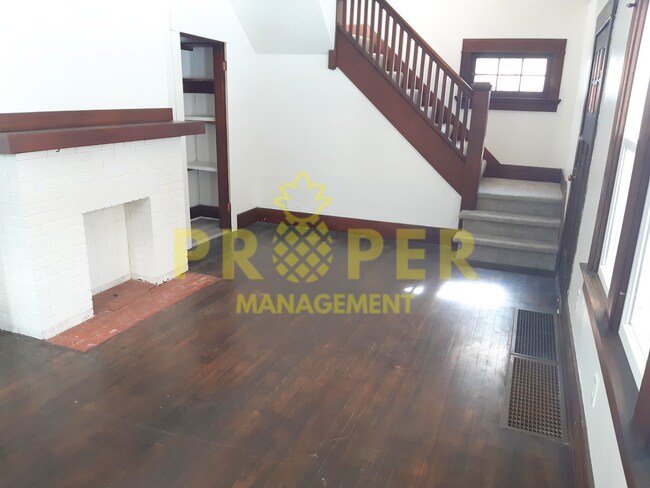 Foto del edificio - Recently renovated 3 bedroom 1.5 bathroom