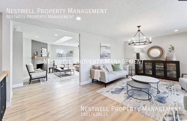 Building Photo - Amazing 6-Bed Home in South Jordan