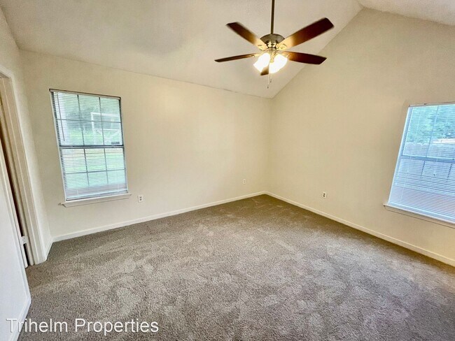 Building Photo - 3 br, 2 bath House - 2007 Red Oak Dr