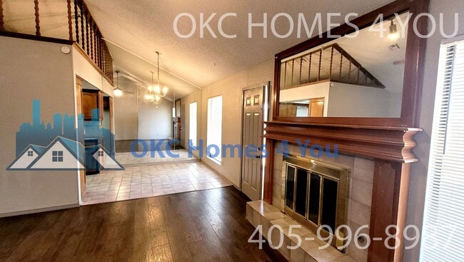 Photo - 3 Bedroom 2 bath in Edmond, OK. House