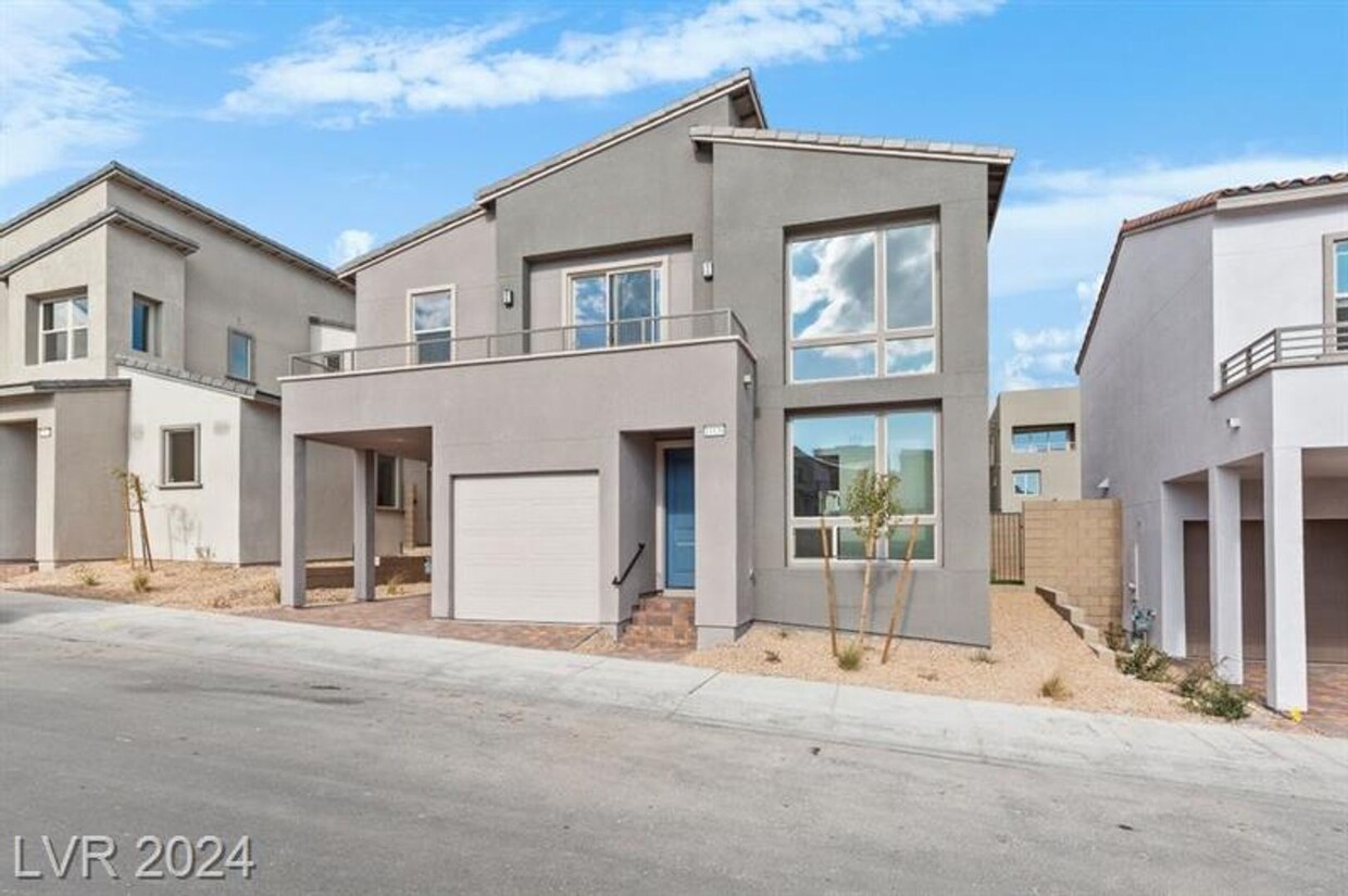 Primary Photo - Modern single-family house at Kestrel Vill...