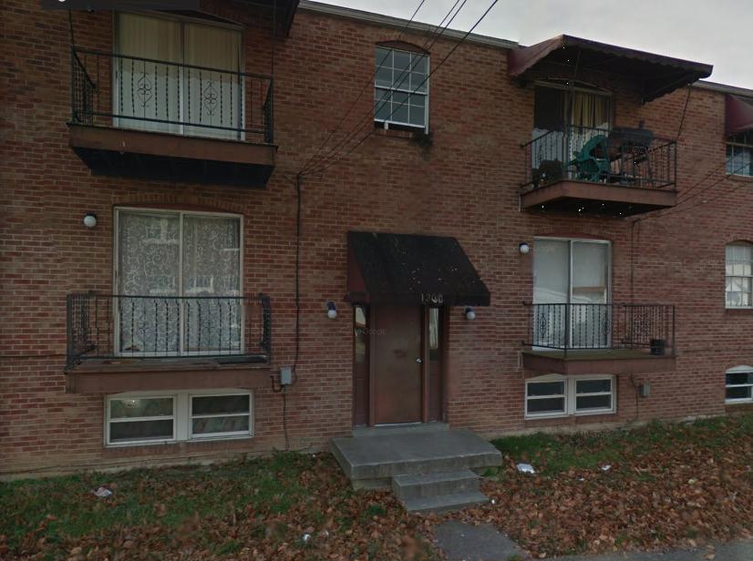 Primary Photo - 1300 Oakwood Ave, unit 3