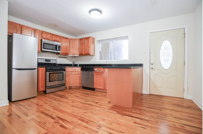 Foto del edificio - Residences At Ridge (6414)