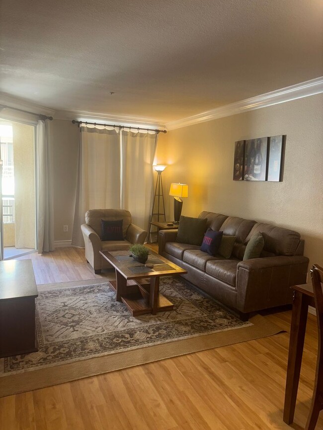 Foto del edificio - Meridian Luxury 2 Bed | 2 Bath Condo-Fully...