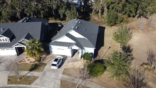 Foto del edificio - FOR RENT 4 BEDROOM 3 BATHROOM HOME