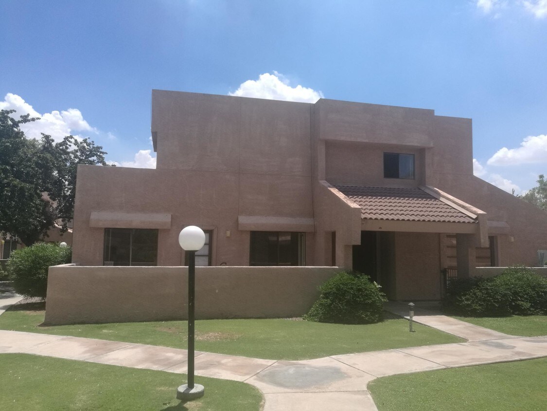 Foto principal - 10828 N Biltmore Dr