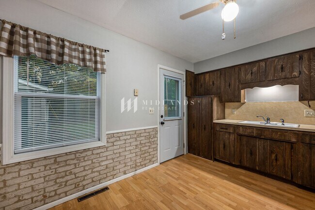 Foto del edificio - LaVista Home