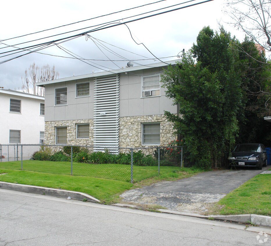 Foto del edificio - 4706 Vantage Ave