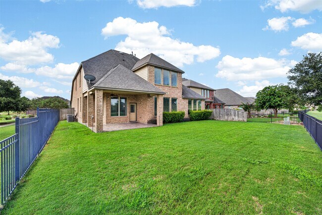 Foto del edificio - 26302 Misty Ember Ln