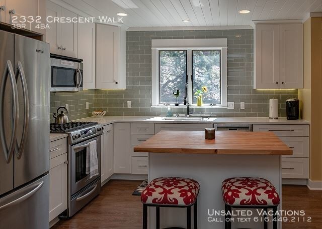 Foto del edificio - 2332 Crescent Walk