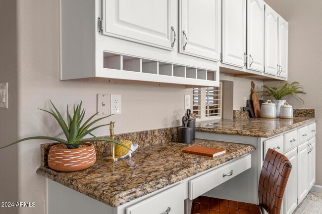 Building Photo - 5676 E Sandra Terrace