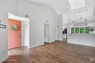 Building Photo - 324 Cres Spring Dr