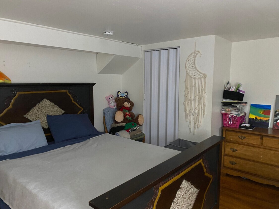 Foto principal - 130 Clifton St