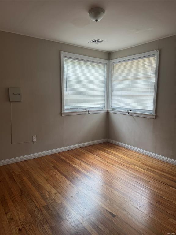 Building Photo - 11 Brookside Dr