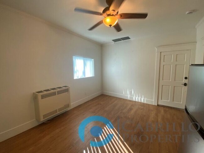 Foto del edificio - 2241 Fourth Ave