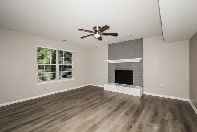 Building Photo - 18864 Prairie Crossing Dr