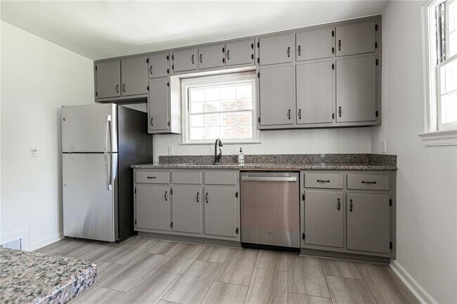 Foto del edificio - 2115 Pinellas Trail