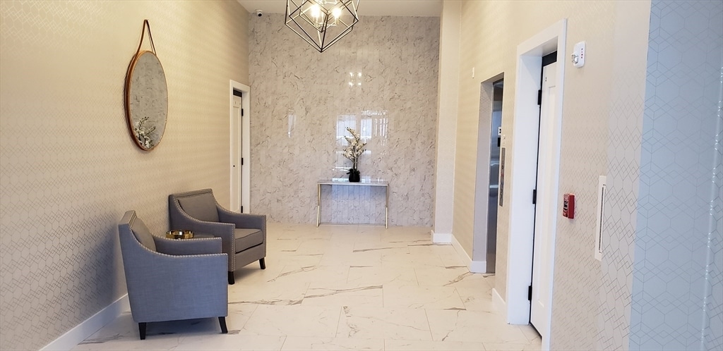 Foto principal - 50 Hichborn St