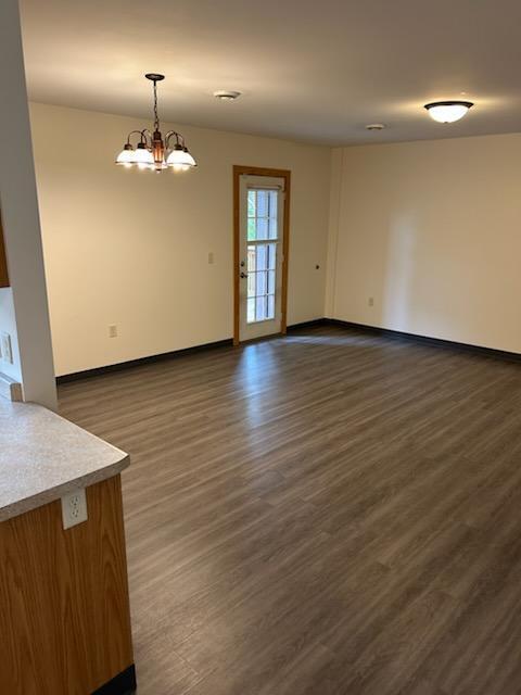Building Photo - 823 Main Street Unit A/B/C/D C