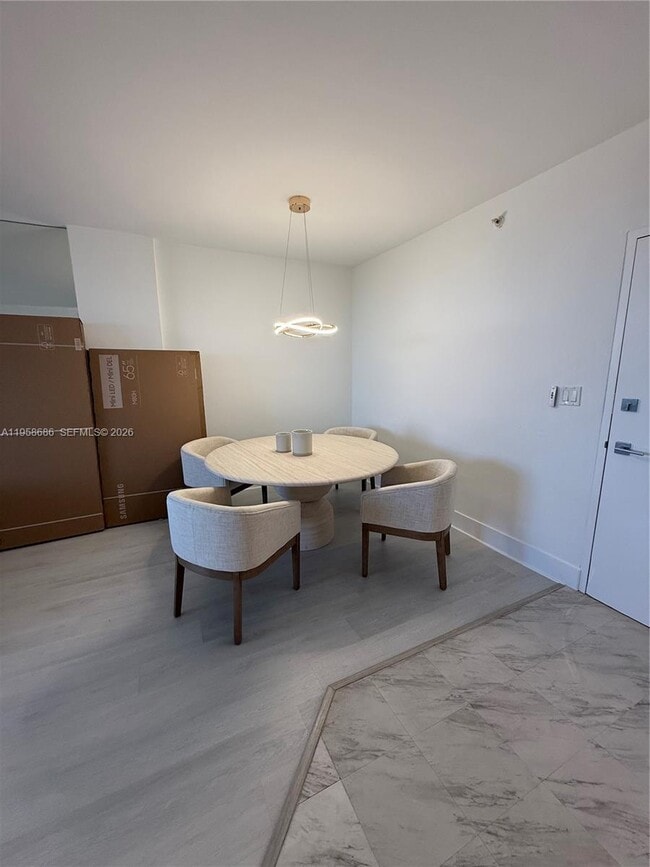 Building Photo - 10275 Collins Ave