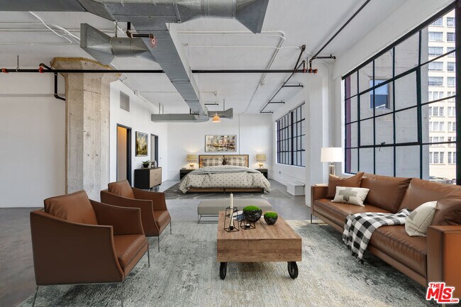 Foto del edificio - 315 E 8th St