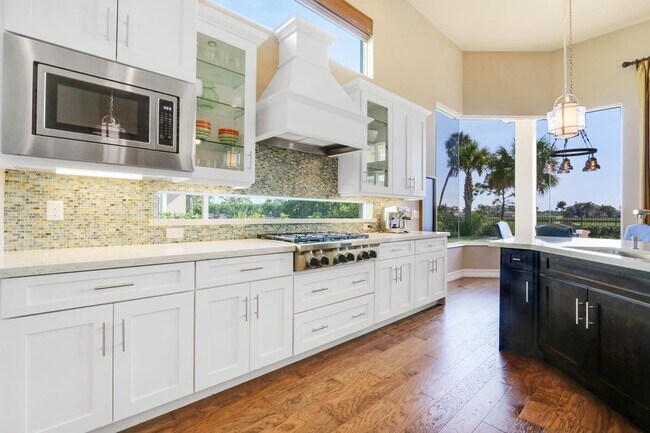 Photo - 154 Carmela Ct House