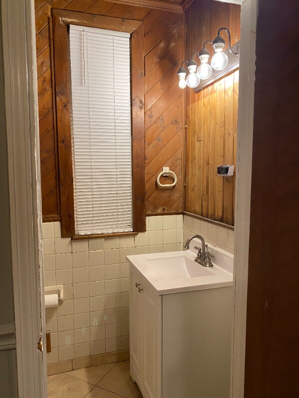 23 Kessler Pl Unit Apt1, Cincinnati, OH 45217 Room for Rent in Cincinnati, OH