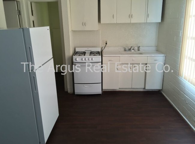 Foto del edificio - 2619 E Portland St