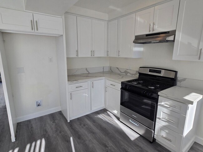 Foto del edificio - Townhouse style Condo in Anaheim
