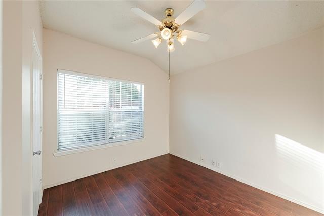 Foto del edificio - 204 Waterwood Dr