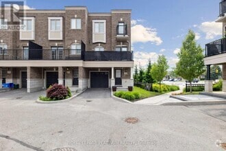 Building Photo - 98 Ferris Sq