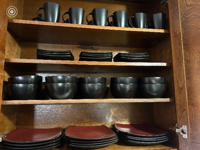 kitchen utensils - 11429 Oak Arbor Way