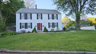 Building Photo - 2 Buttonwood Ln