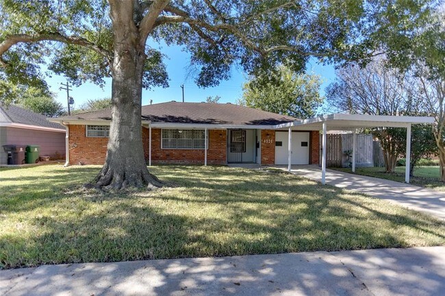Building Photo - 8326 Bob White Dr