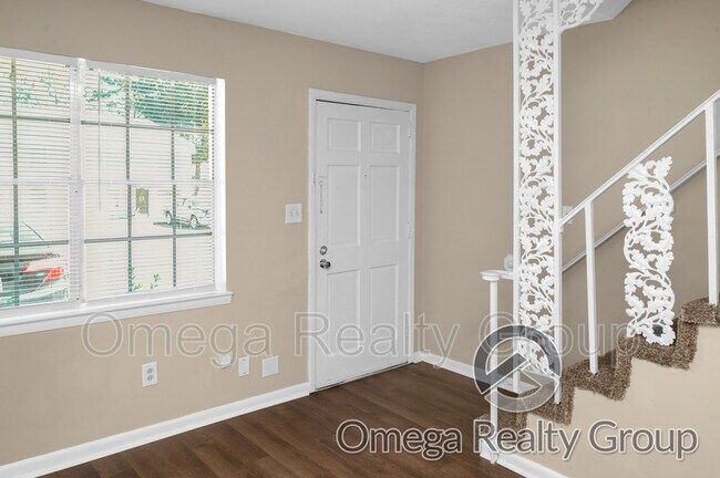 Foto del edificio - 425 Oakwood Ave