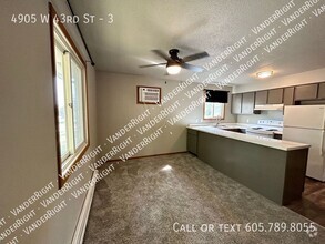 Building Photo - 4905 W 43rd St