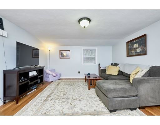 Foto del edificio - 66 Mountain View Rd