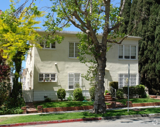 Building Photo - 155 S Rexford Dr
