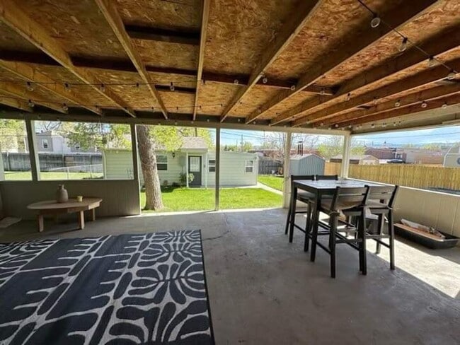 Foto del edificio - 7340 W Arkansas Ave