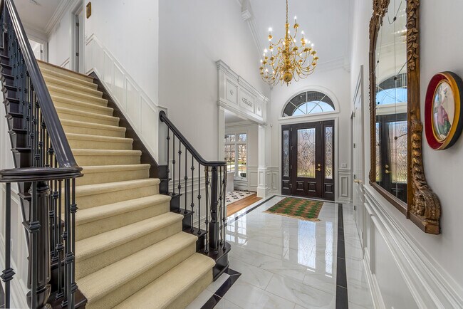 Foto del edificio - 16646 Brooklane Blvd